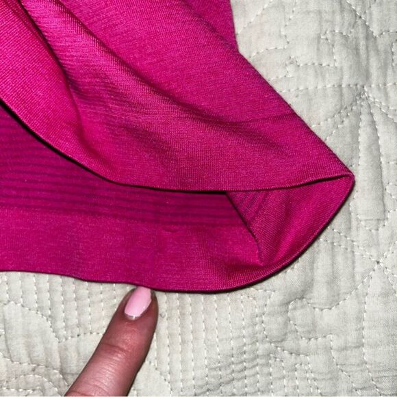 Lululemon Swiftly Tech Short Sleeve sonic pink size 8 race length - Picture 2 of 3